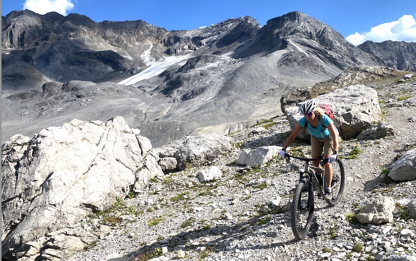 Die landschaftlich wohl lohnenste Route in der Region von Davos.