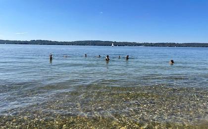 Diverse Badestellen laden zu Zwischenstopps ein.